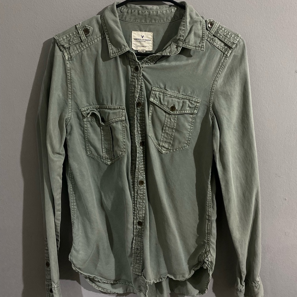 american eagle button up